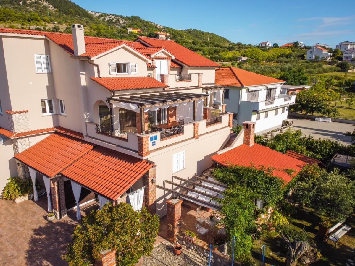 Apartments Vintage Banjol Εξωτερικό φωτογραφία